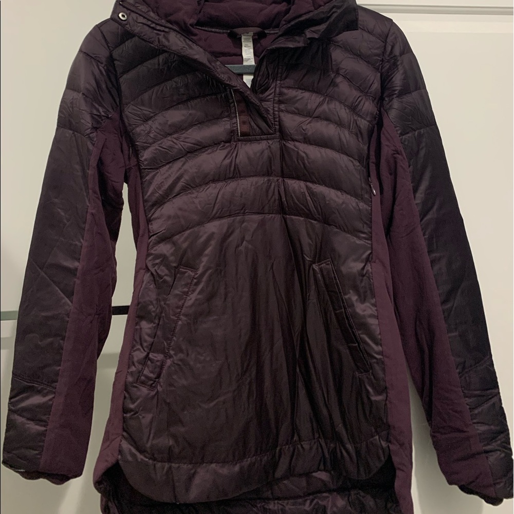 burgundy Lululemon down pullover